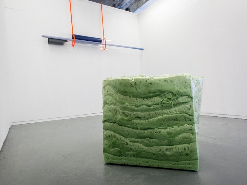 Polyurethane foam 85 x 75 x 90 cm